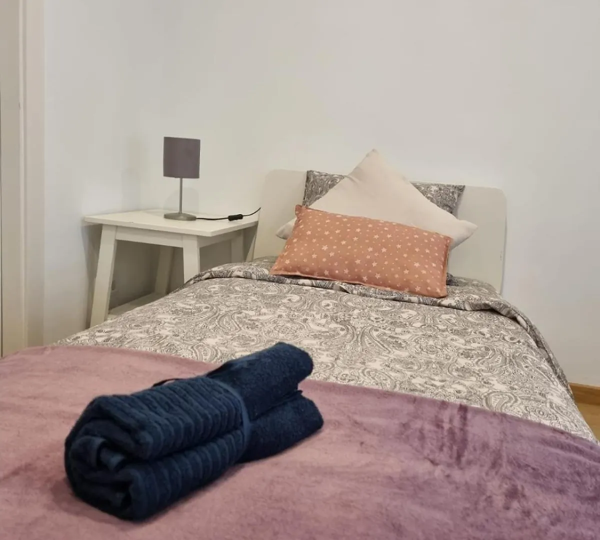 بيت شباب Bcn Cathedral Inn برشلونة